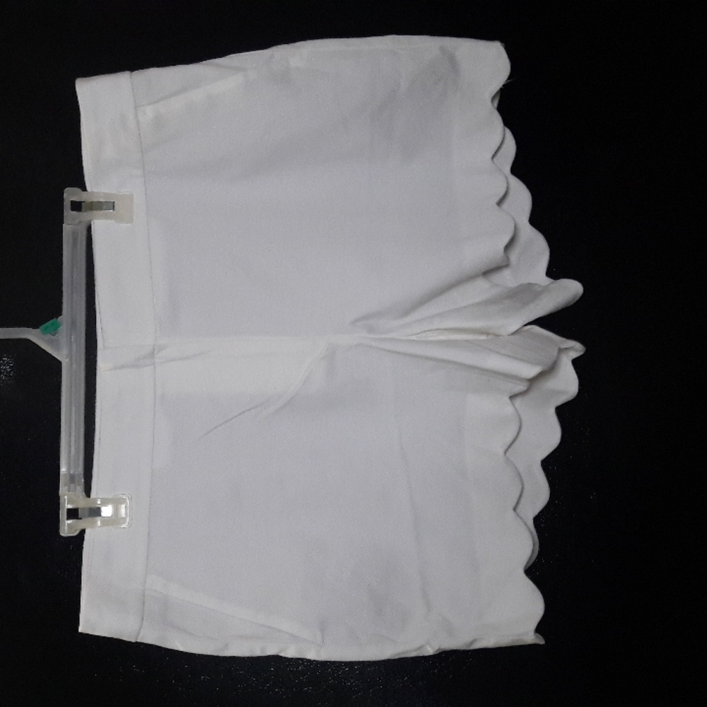 TALBOTS Women's White Shorts Size 16P